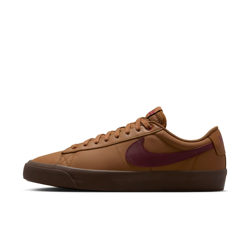 Nike SB Blazer Low Pro GT (Tan/Dark Team Red)