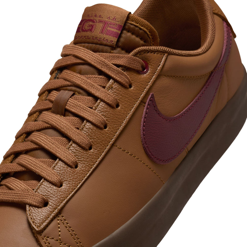 Nike SB Blazer Low Pro GT (Tan/Dark Team Red)
