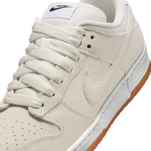 Nike SB Dunk Low Pro B