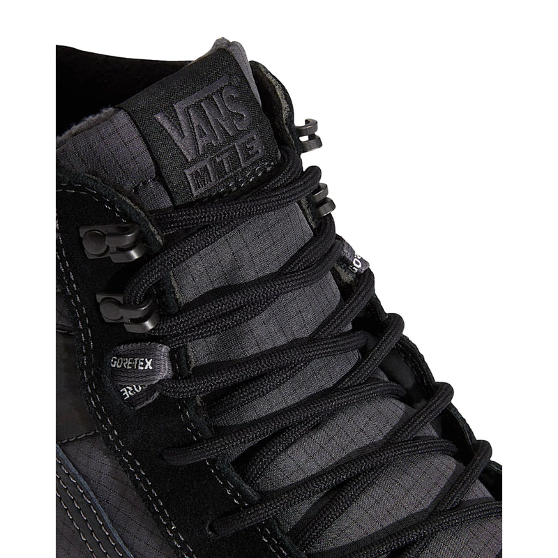 Vans Sk8-Hi GORE-TEX Insulated Shoe (Black/Black)