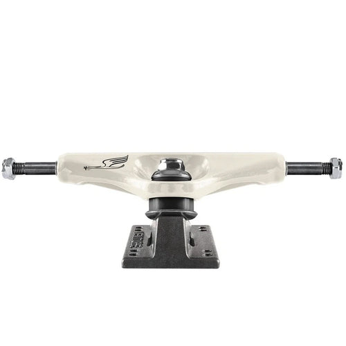 Venture V8 Worrest-Bob Trucks