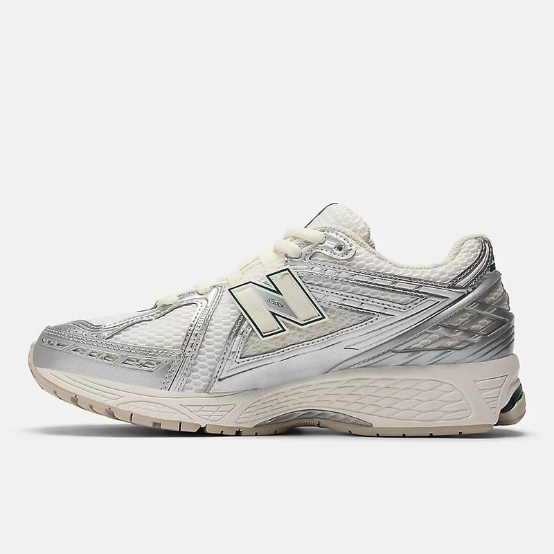 New Balance 1906R (Silver)