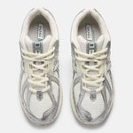 New Balance 1906R (Silver)
