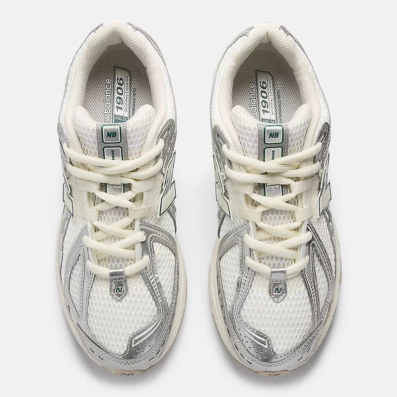 New Balance 1906R (Silver)