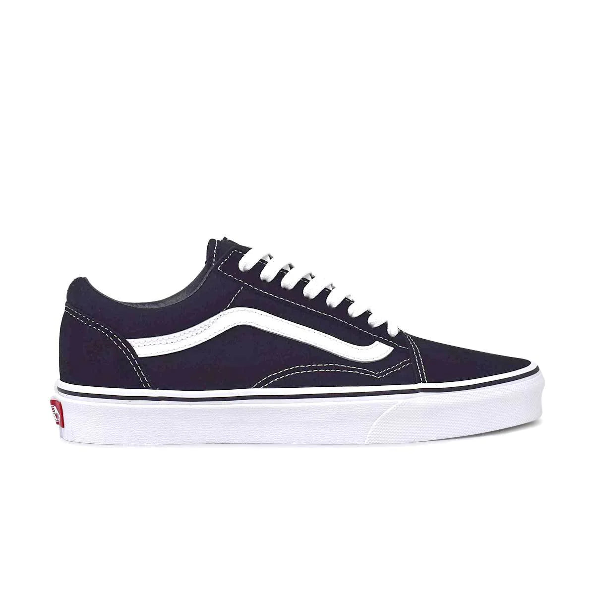 Black and white low top vans hotsell