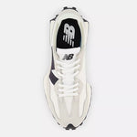 New Balance 327 (White/Black)